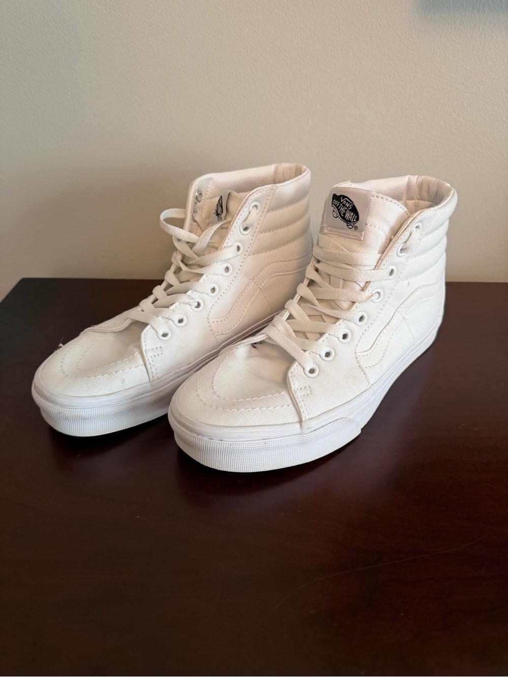 Vans Sk8-Hi Tapered Canvas Sneaker - Mens 7/ Women’s 8.5 White